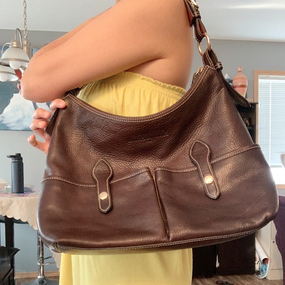 Dooney and Bourke genuine leather - Picture 3 of 11